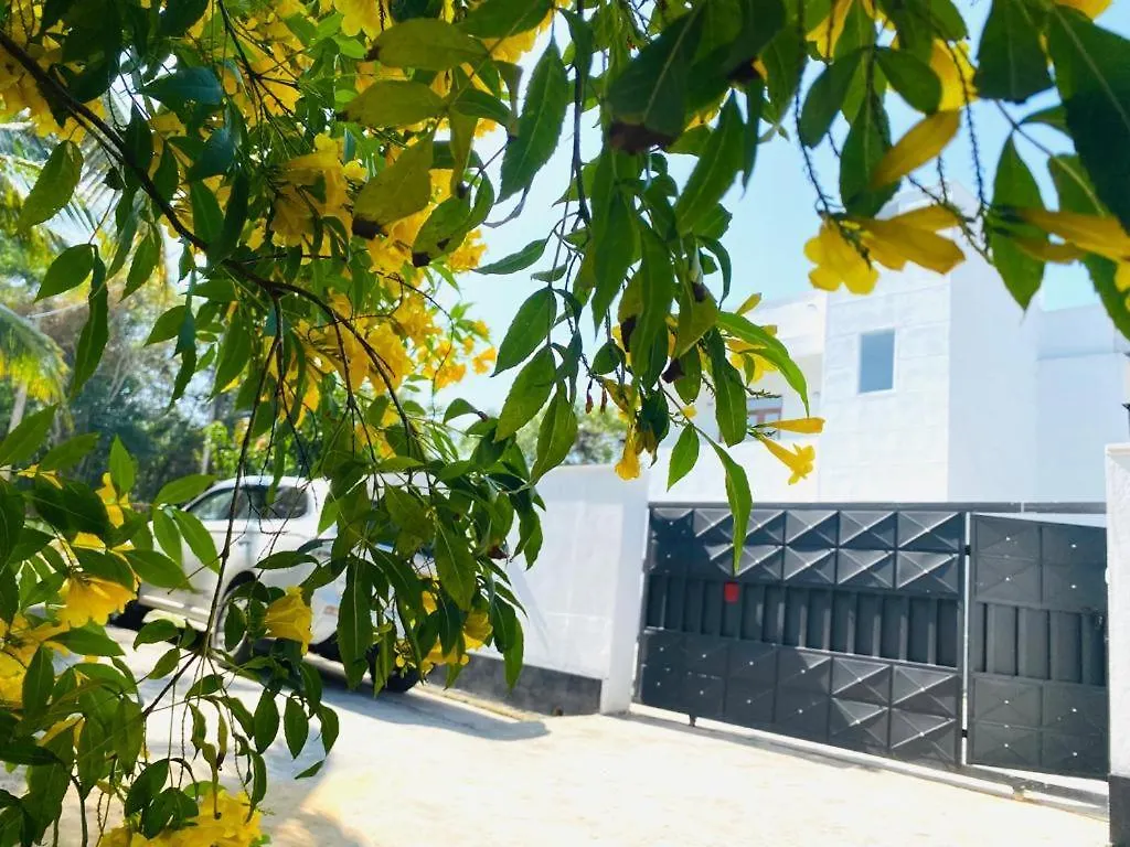 아파트 Twinstop Villa Minuwangoda 스리랑카